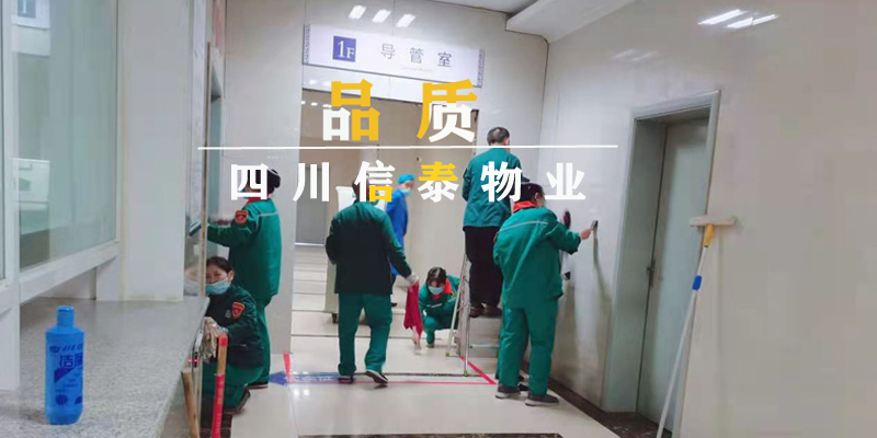 春風(fēng)里，你是纖塵不染的天使